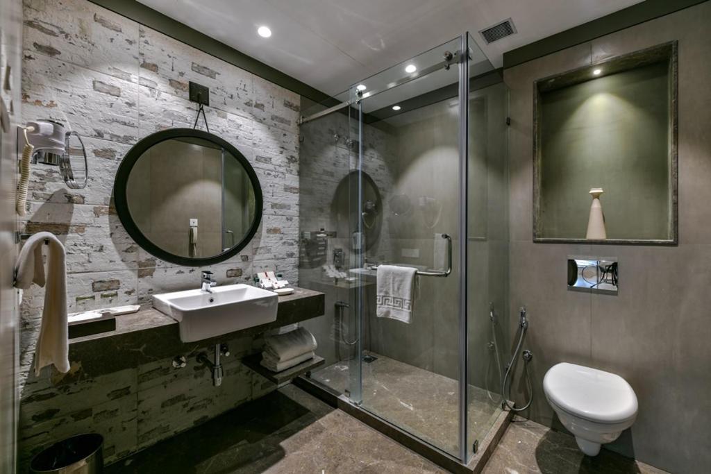 Sun-n-Sand Suites, Shirdi Bagian luar foto