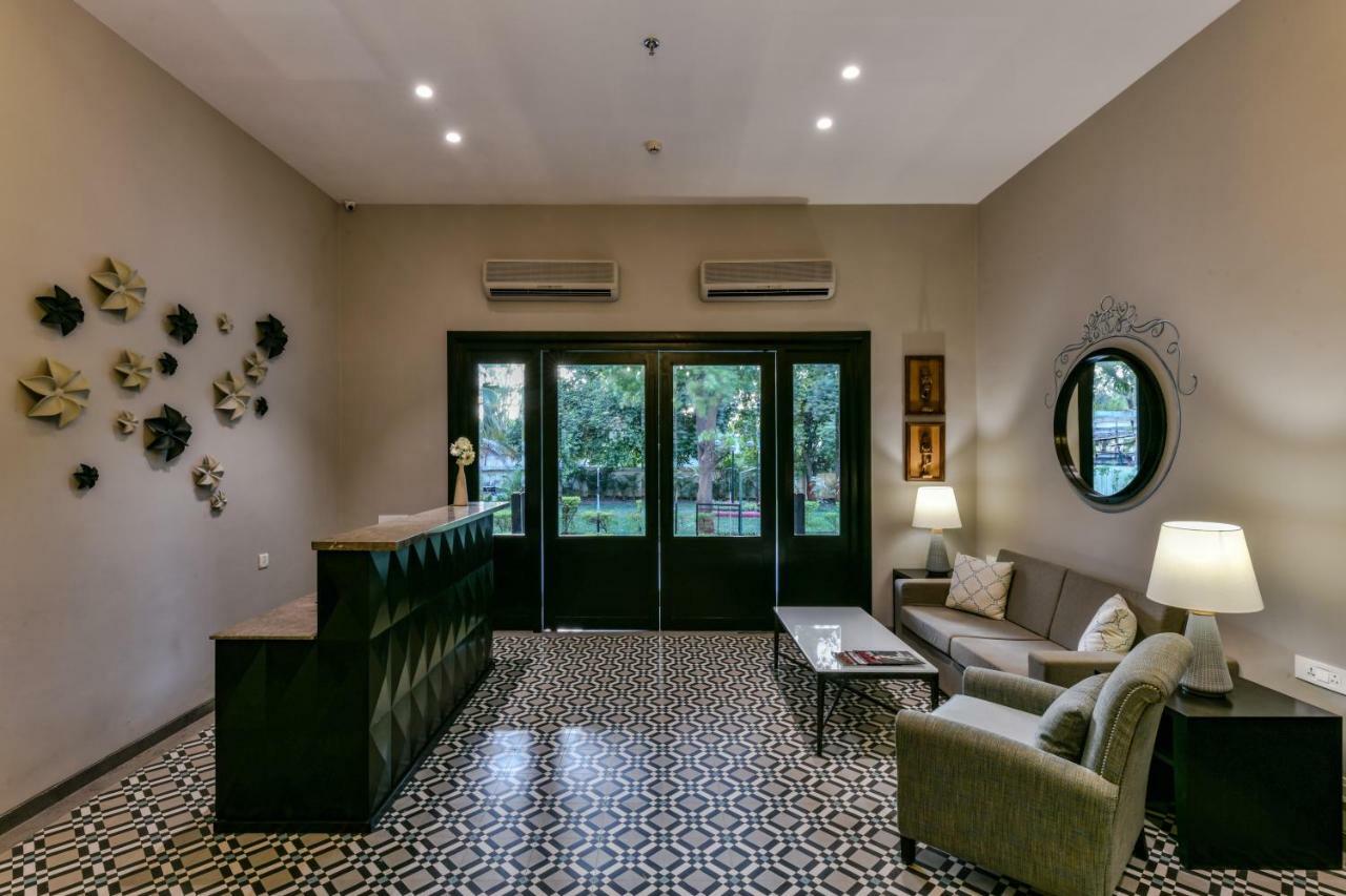 Sun-n-Sand Suites, Shirdi Bagian luar foto